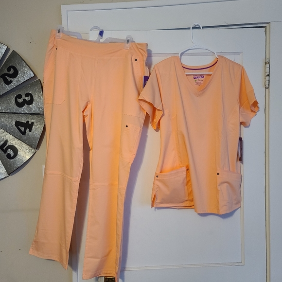 Xlg Healing hands purple label yoga scrubs